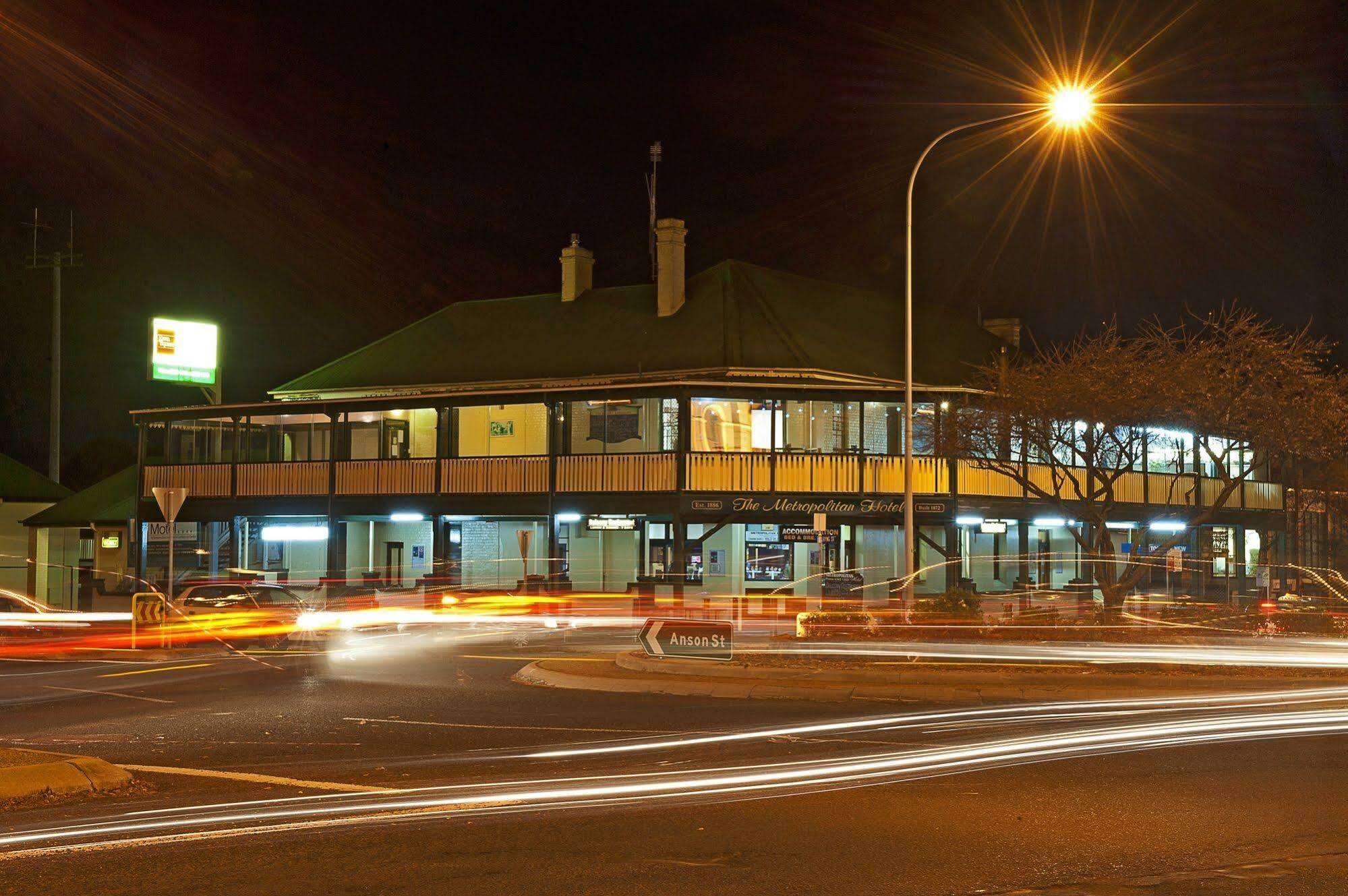 Town Square Motel Orange Exterior foto